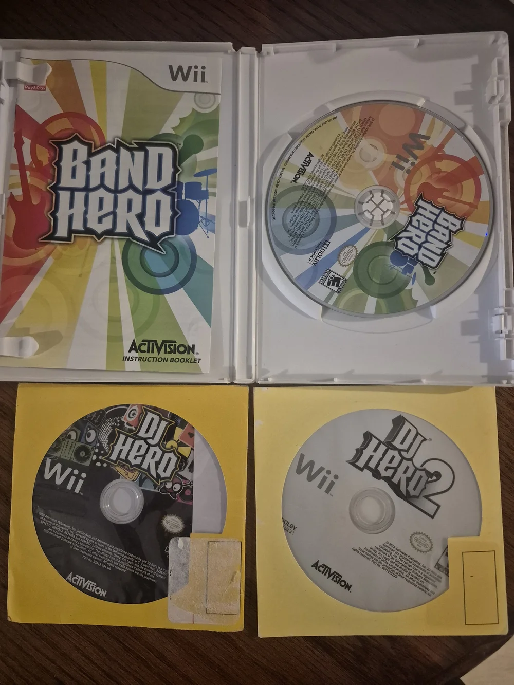 Band Hero & DJ Hero Wii Game Bundle - (Multicolor)